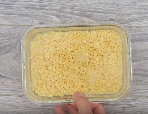 Quên cách chiên khoai truyền thông đi, làm xúc xích bọc khoai vừa giòn rụm lại thơm ngon hơn nhiều