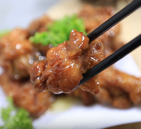 Rảnh rang làm bánh mè chiên giòn rụm ngon nhức nhối