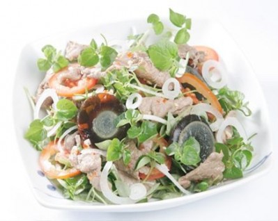 Rau càng cua trộn thịt bò trứng bắc thảo