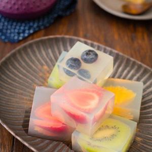 Cách làm rau câu bọc trái cây