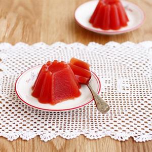 Cách làm rau câu cà chua