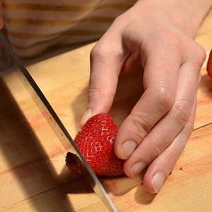 Cách làm rau câu dâu tây