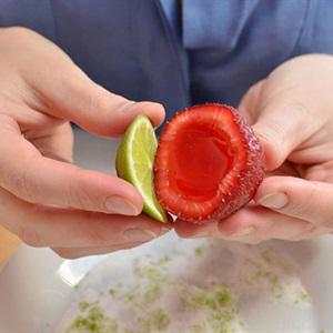 Cách làm rau câu dâu tây