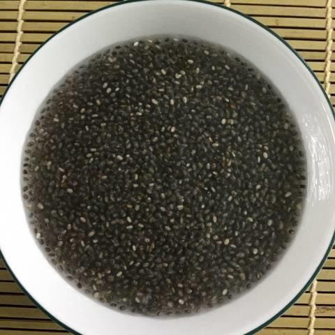 Cách làm rau câu hạt chia