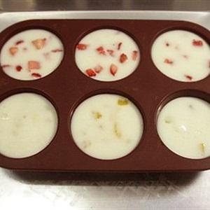 Cách làm rau câu hoa quả hình trái tim