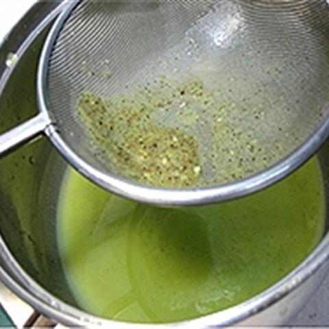 Cách làm rau câu Kiwi ngọt mát