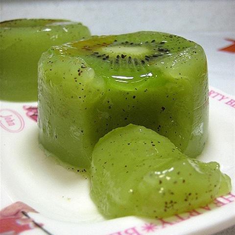 Cách làm rau câu Kiwi ngọt mát
