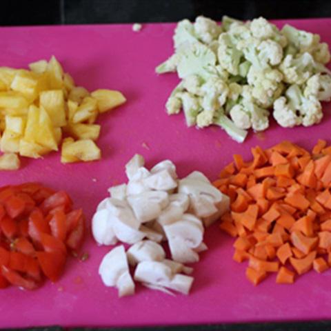 Cách làm rau củ sốt cay