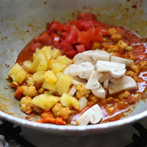 Cách làm rau củ sốt cay