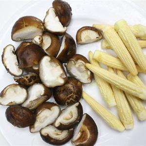 Cách làm rau củ xào chay ngày Tết