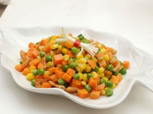 Rau củ xào tôm khô