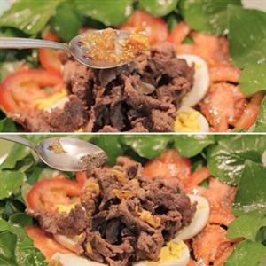 Cách làm rau diếp cá trộn thịt bò