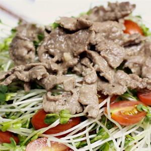 Cách làm rau mầm trộn thịt bò