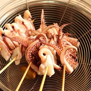 Cách làm râu mực nướng áp chảo