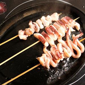 Cách làm râu mực nướng áp chảo