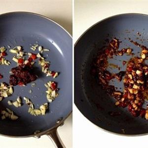 Cách làm râu mực xào giòn