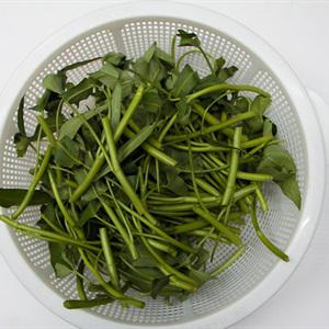 Cách làm rau muống xào chao chay