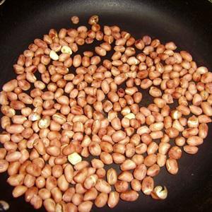 Cách làm rau muống xào đậu phộng