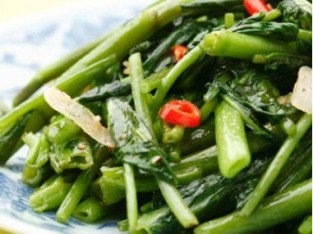 Rau muống xào tam vị