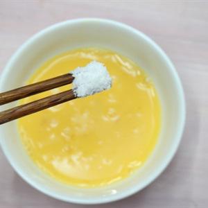 Cách làm rong biển cuộn nấm kim châm