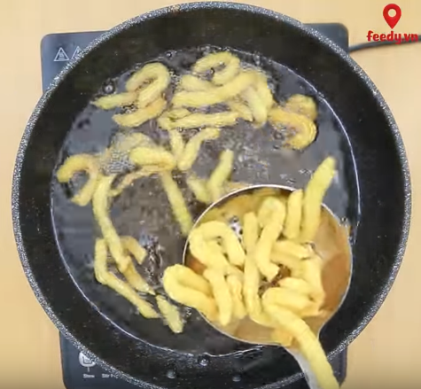 "Rớt nước miếng" với món caramen hoa quả vừa thanh mát lại còn đẹp da