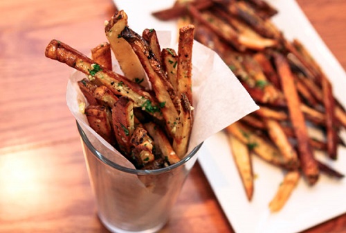 Rùng mình với bánh cupcake hình bộ não cho ngày lễ Halloween