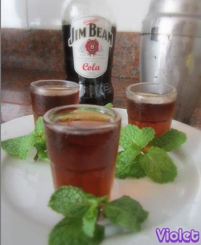 Rượu Bourbon renewal