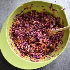 Cách làm sa lát bắp cải