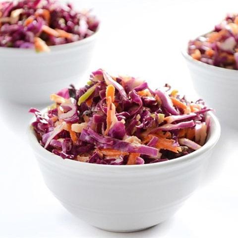 Cách làm sa lát bắp cải