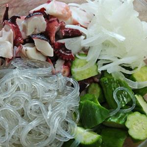Cách làm salad bạch tuộc