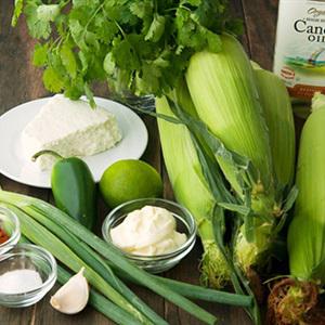 Cách làm salad bắp nướng kiểu Mexico