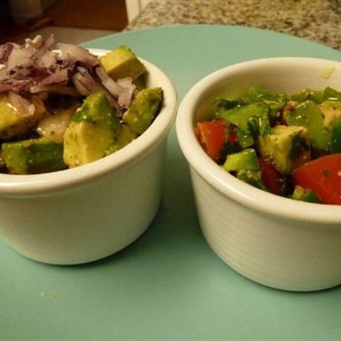 Cách làm salad bơ cà chua