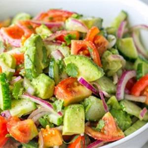 Cách làm salad bơ giảm cân