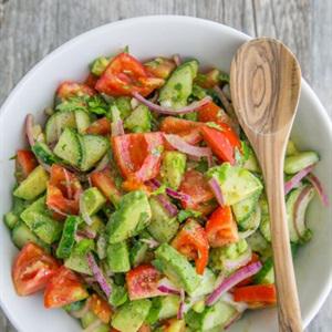 Cách làm salad bơ giảm cân