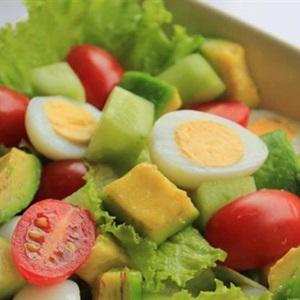 Cách làm salad bơ trứng