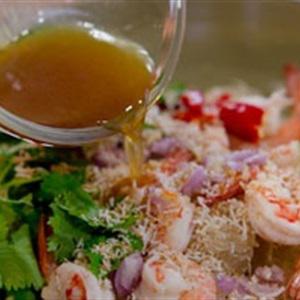 Cách làm salad bưởi tôm