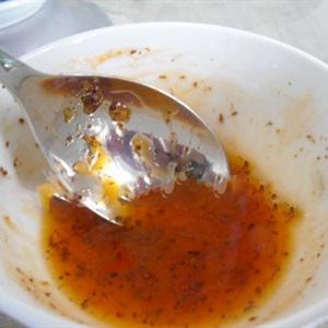 Cách làm salad cá basa xông khói trà tươi