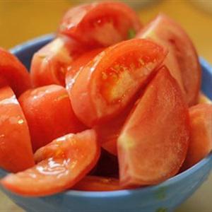 Cách làm salad cà chua hành tây