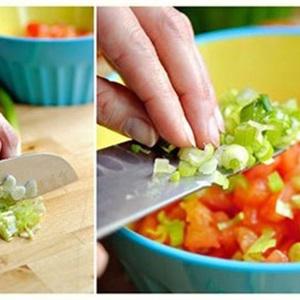 Cách làm salad cà chua kiểu Ma rốc