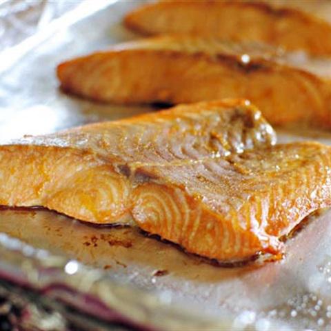 Cách làm salad cá hồi sốt cam