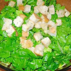 Cách làm salad Caesar