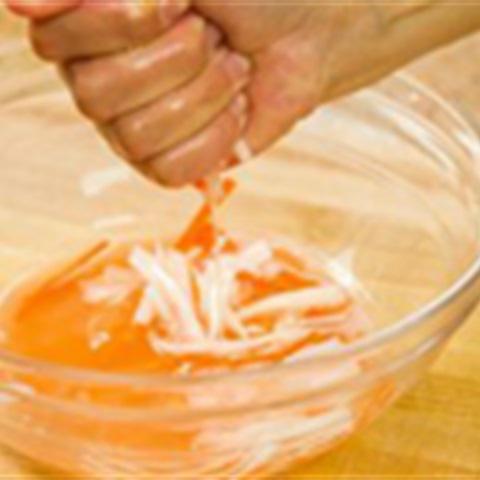 Cách làm salad củ cải cà rốt