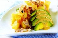 Salad củ quả với ba rọi xông khói