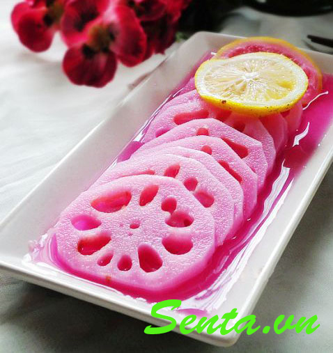 Salad củ sen hồng