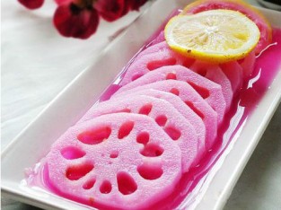 Salad củ sen hồng