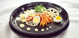 Salad củ sen khoai tây