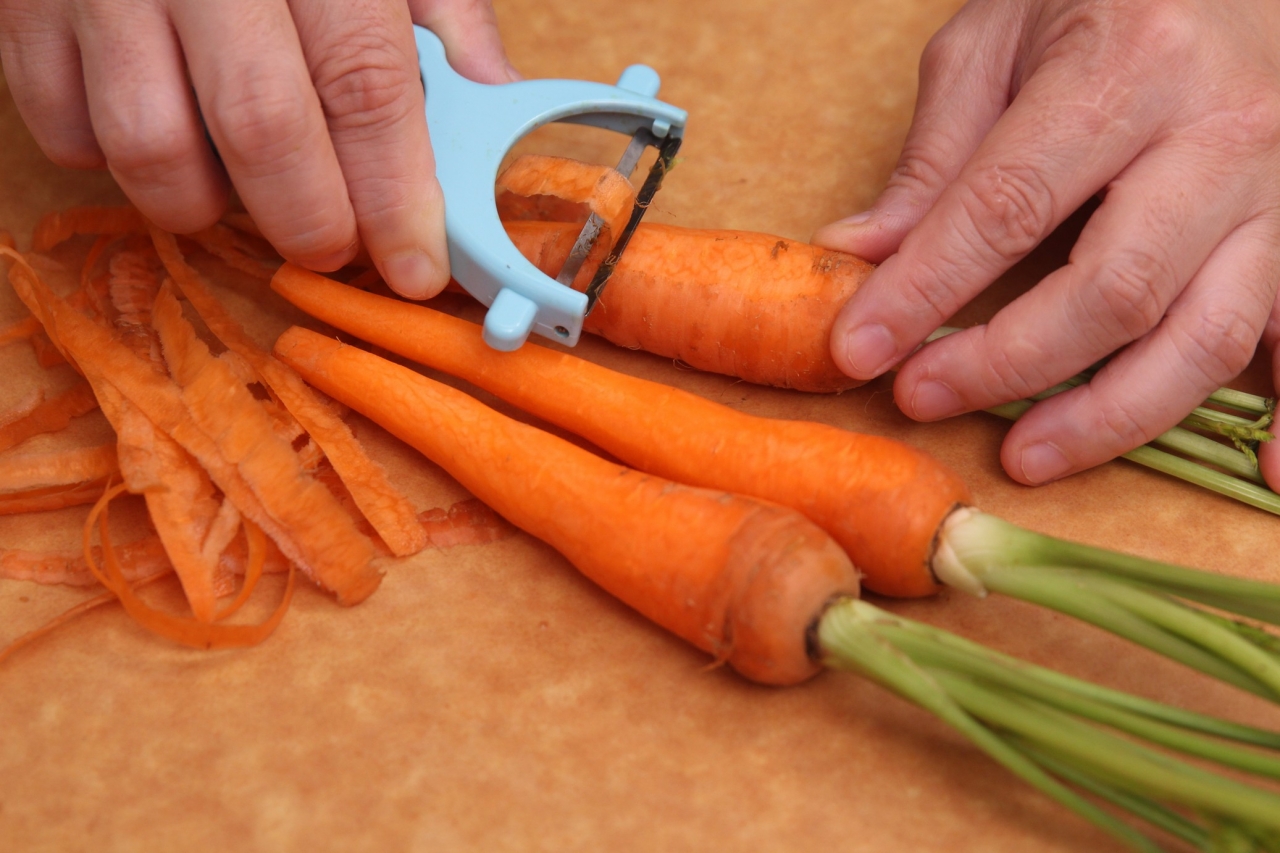 Salad đậu bắp thịt gà áp chảo bổ dưỡng