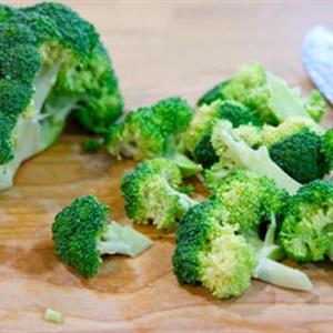 Cách làm salad đậu hũ và bông cải xanh