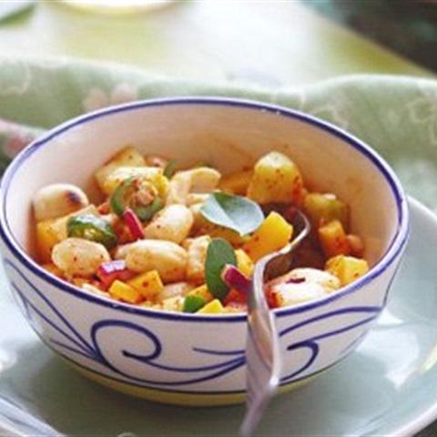 Cách làm salad đậu phộng xoài