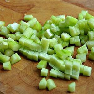 Cách làm salad đậu phộng xoài